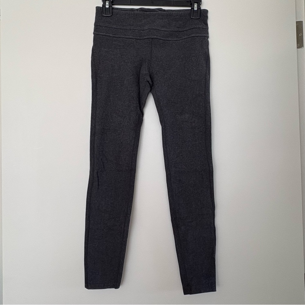 GAP Fit Charcoal Gray Leggings
